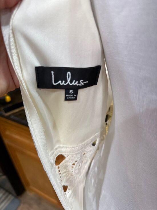 Lulus This is Love White Lace Maxi Dress NWT Size S - Picture 9 of 10